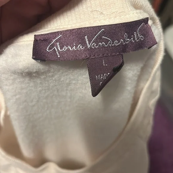 Women's Cream Embroidered Top. - Picture 3 of 3